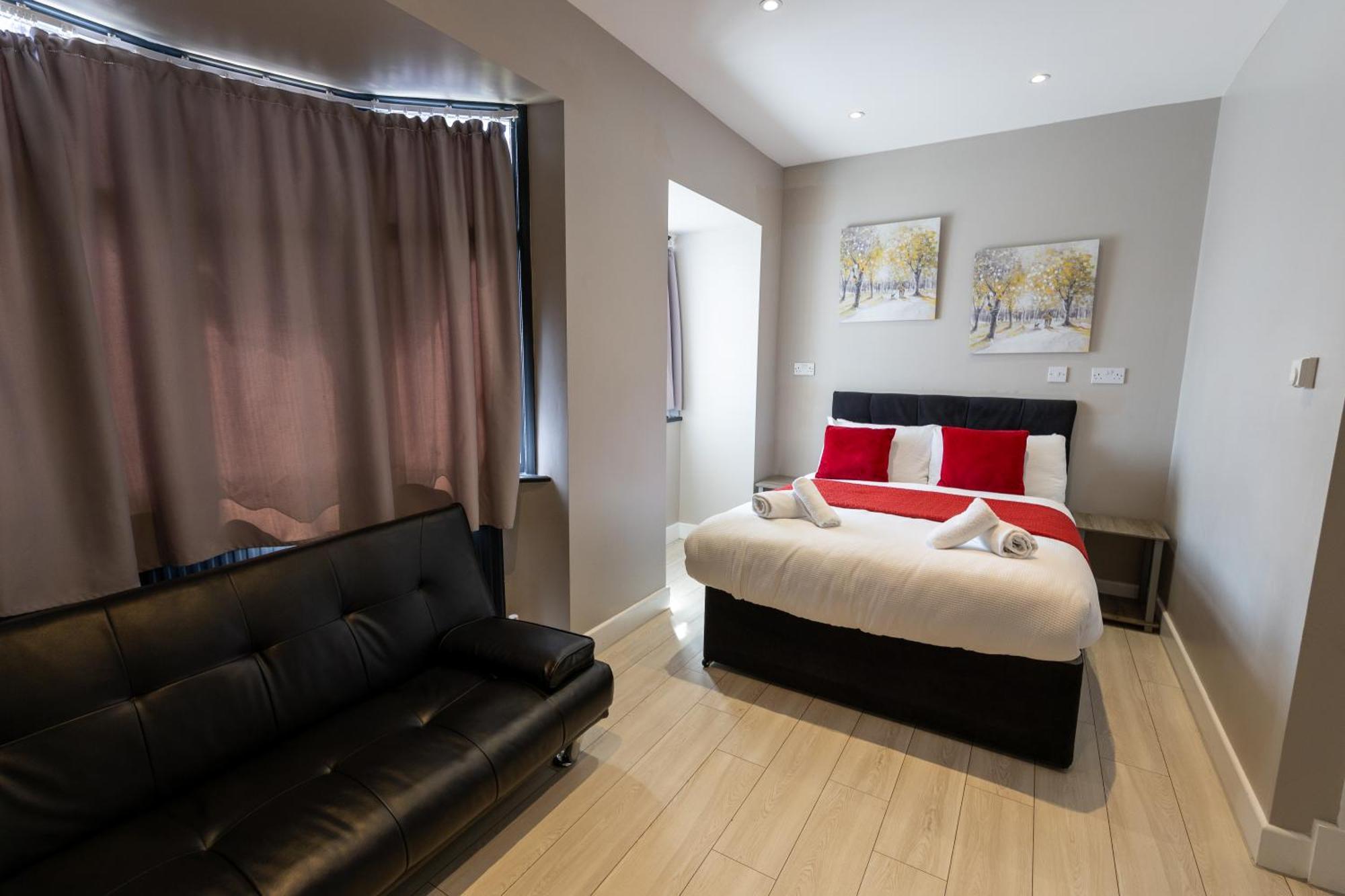 Paragraph Edmonton Palmers Green Exterior photo